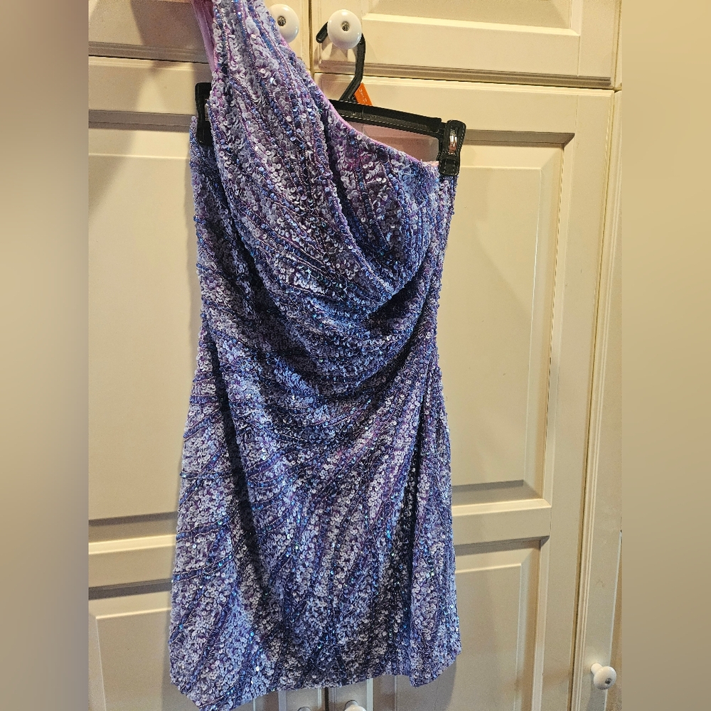 Chic One-Shoulder Purple Dress